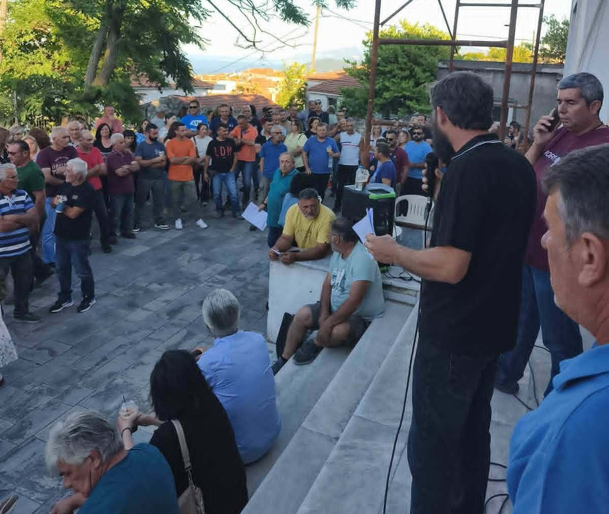 Συγκέντρωση διαμαρτυρίας των δασεργατών και ρητινοκαλλιεργητών στην Αθήνα
